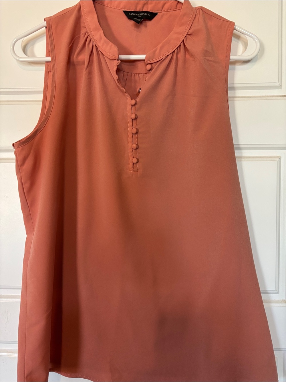 Banana Republic Dusty Coral Sleeveless Button-Front Camisole